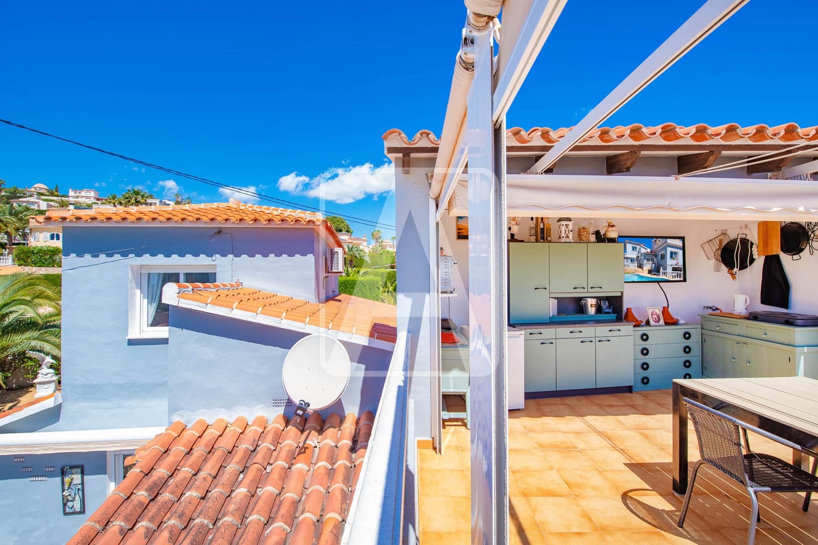 4 bedroom Villa for sale in Calpe / Calp with pool garage - € 540,000 (Ref: 9835035)