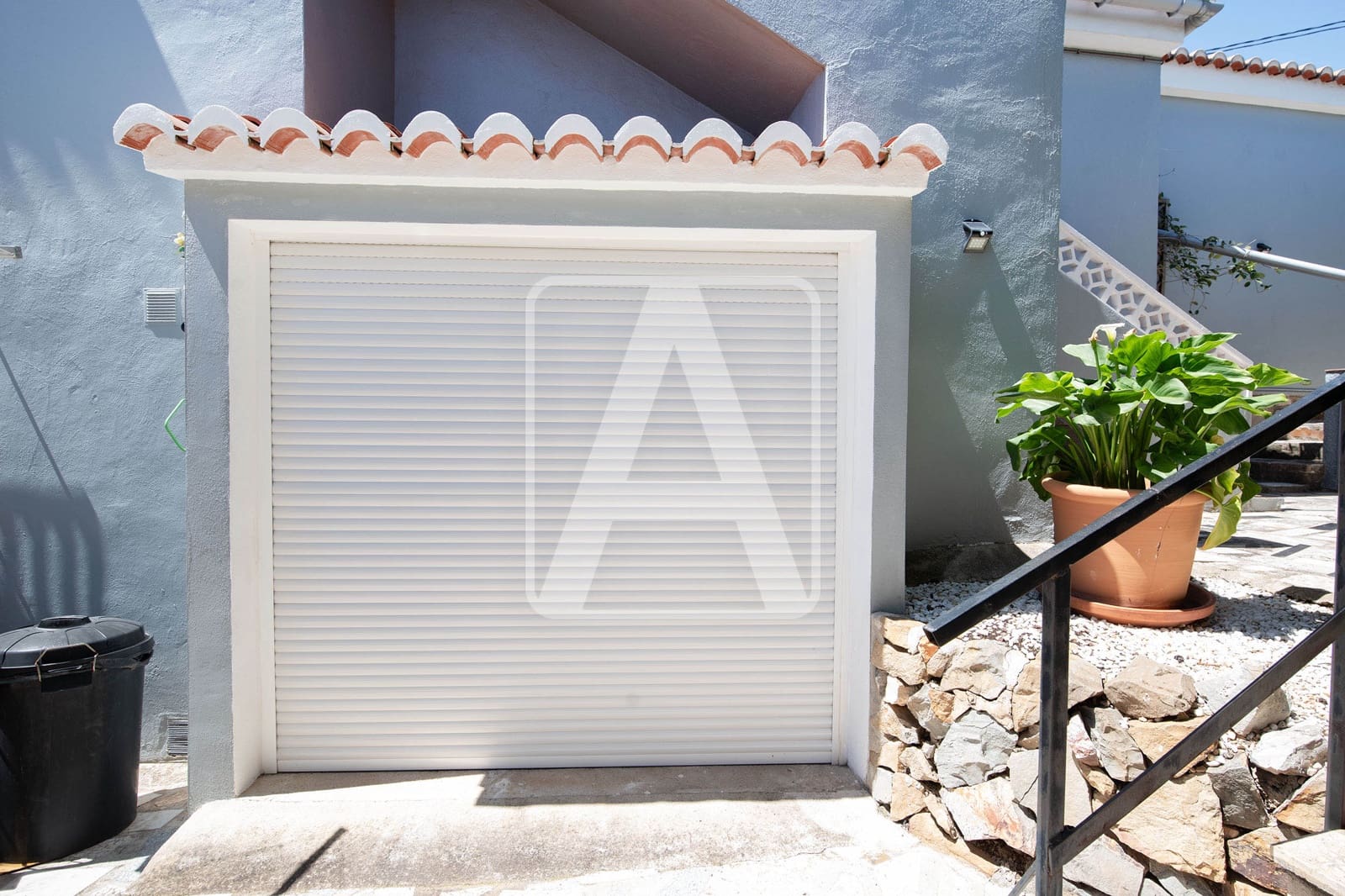 4 bedroom Villa for sale in Calpe / Calp with pool garage - € 540,000 (Ref: 9835035)