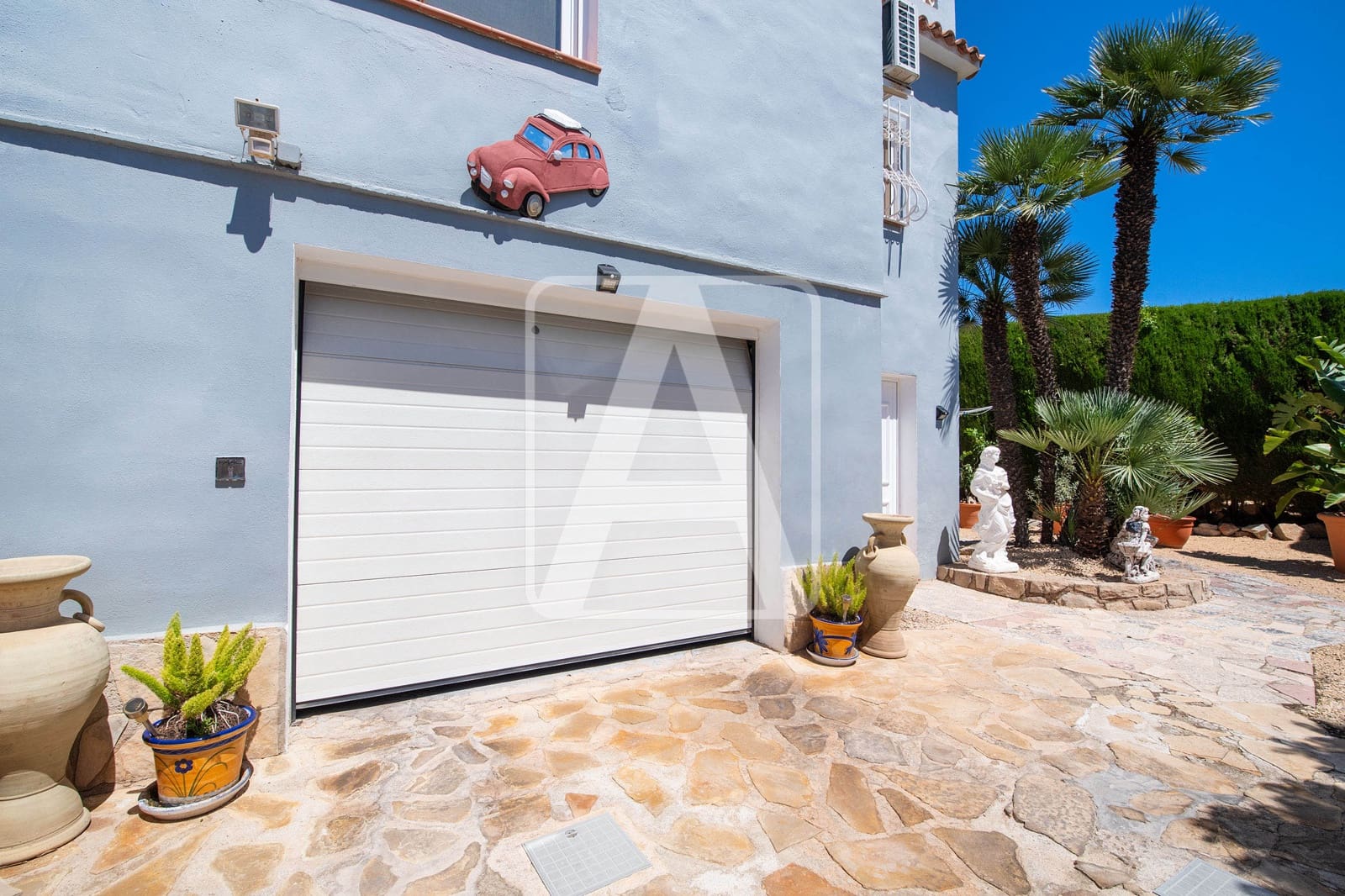 4 bedroom Villa for sale in Calpe / Calp with pool garage - € 540,000 (Ref: 9835035)