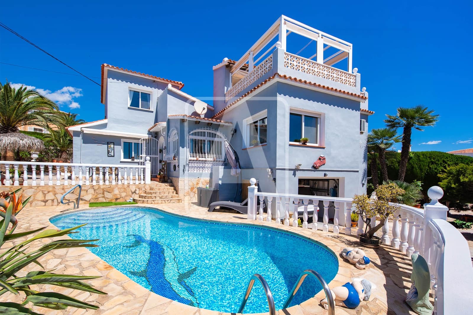 4 bedroom Villa for sale in Calpe / Calp with pool garage - € 540,000 (Ref: 9835035)
