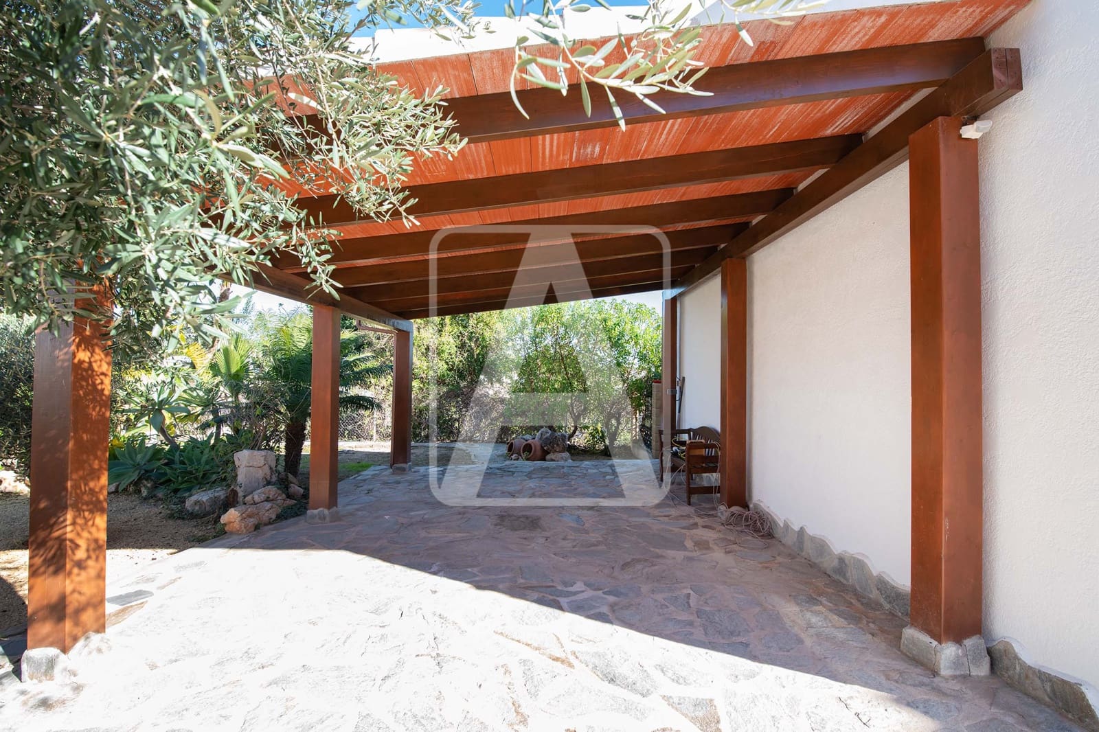 4 bedroom Villa for sale in Benissa with pool garage - € 2,490,000 (Ref: 9835037)