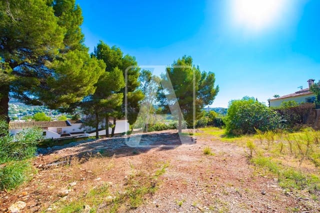 4 bedroom Villa for sale in Moraira, Teulada-Moraira with pool garage - € 2,495,000 (Ref: 9835038)