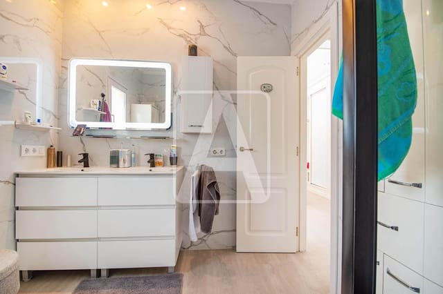 2 sovrum Radhus till salu i Calpe / Calp med pool garage - 645 000 € (Ref: 9835039)