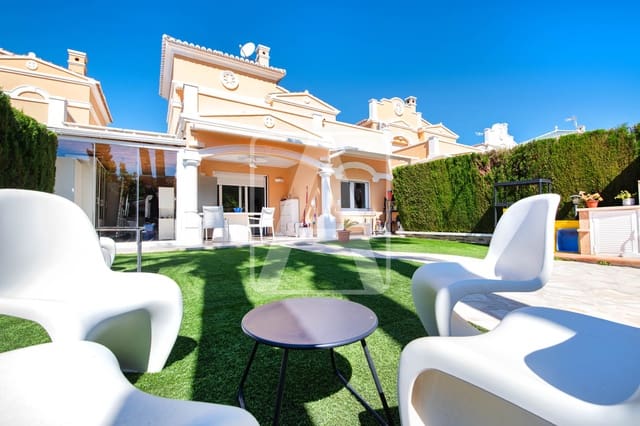 2 sovrum Radhus till salu i Calpe / Calp med pool garage - 645 000 € (Ref: 9835039)