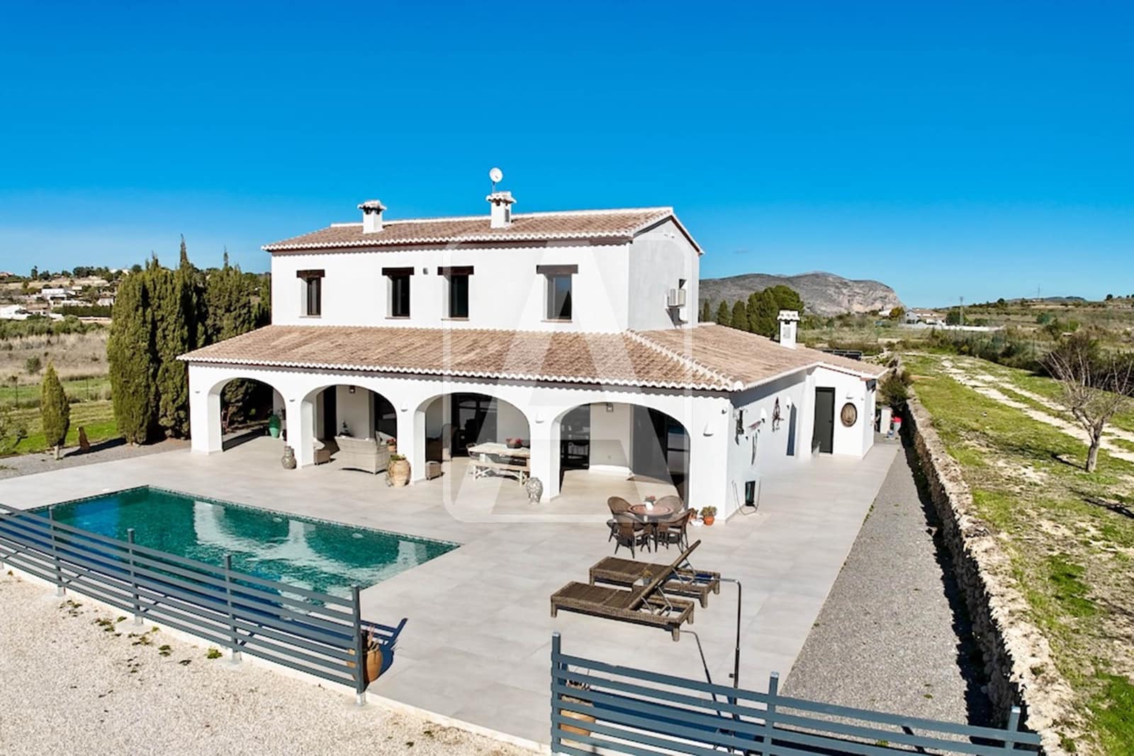 3 bedroom Finca/Country House for sale in Benissa with garage - € 1,335,000 (Ref: 9841974)