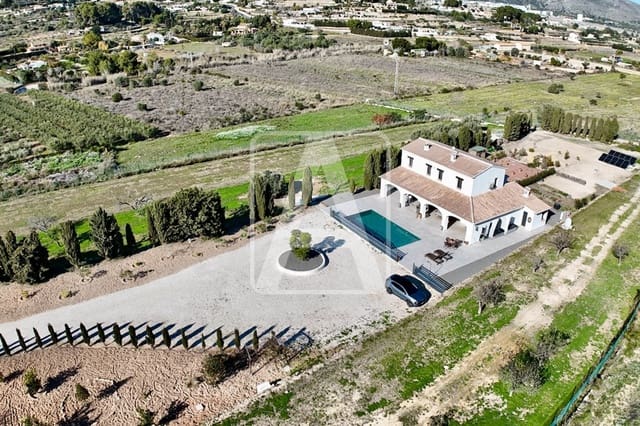 3 soveværelse Finca/Landehus til salg i Benissa med garage - € 1.335.000 (Ref: 9841974)