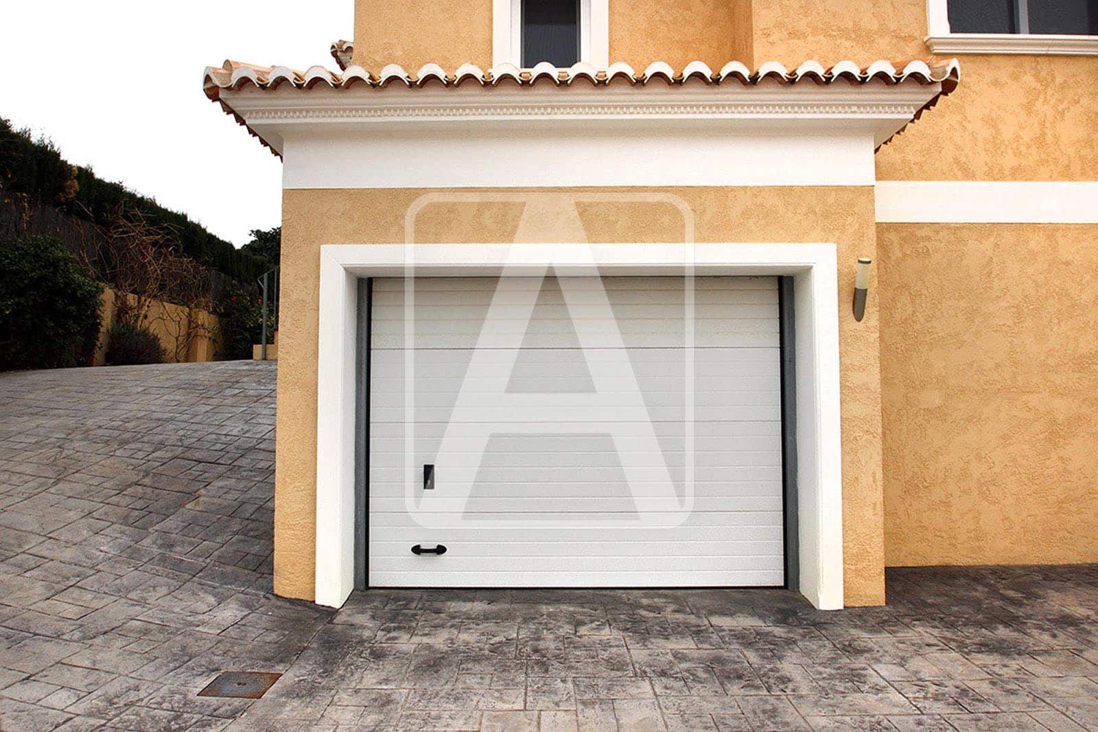 4 quarto Moradia para venda em Calpe / Calp com piscina garagem - 995 000 € (Ref: 9847926)