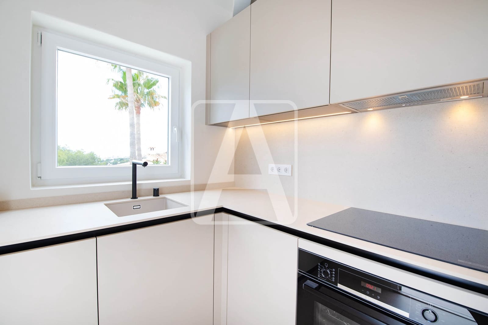 5 soveværelse Villa til salg i Moraira med swimmingpool garage - € 1.389.000 (Ref: 9848886)