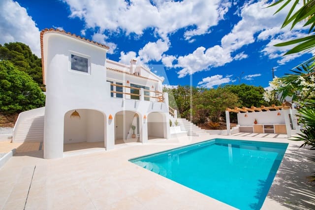 5 soveværelse Villa til salg i Moraira, Teulada-Moraira med swimmingpool garage - € 1.389.000 (Ref: 9848886)