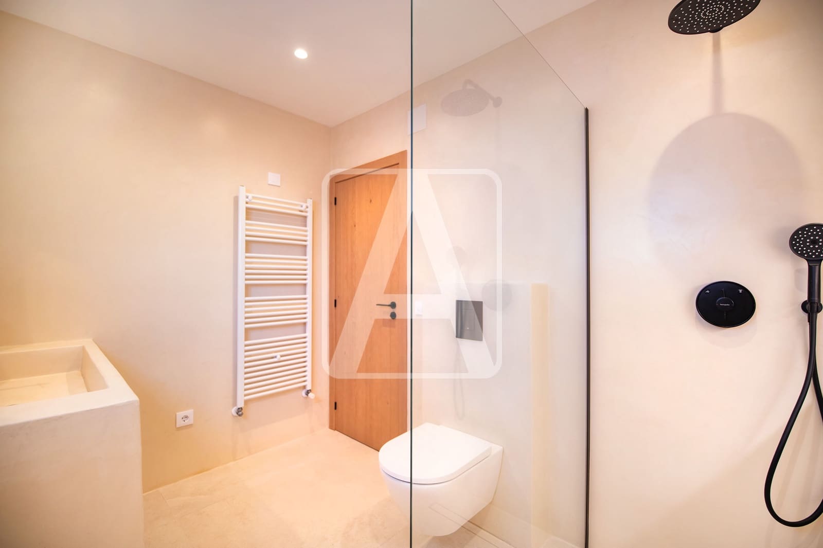 5 bedroom Villa for sale in Moraira with pool garage - € 1,389,000 (Ref: 9848886)
