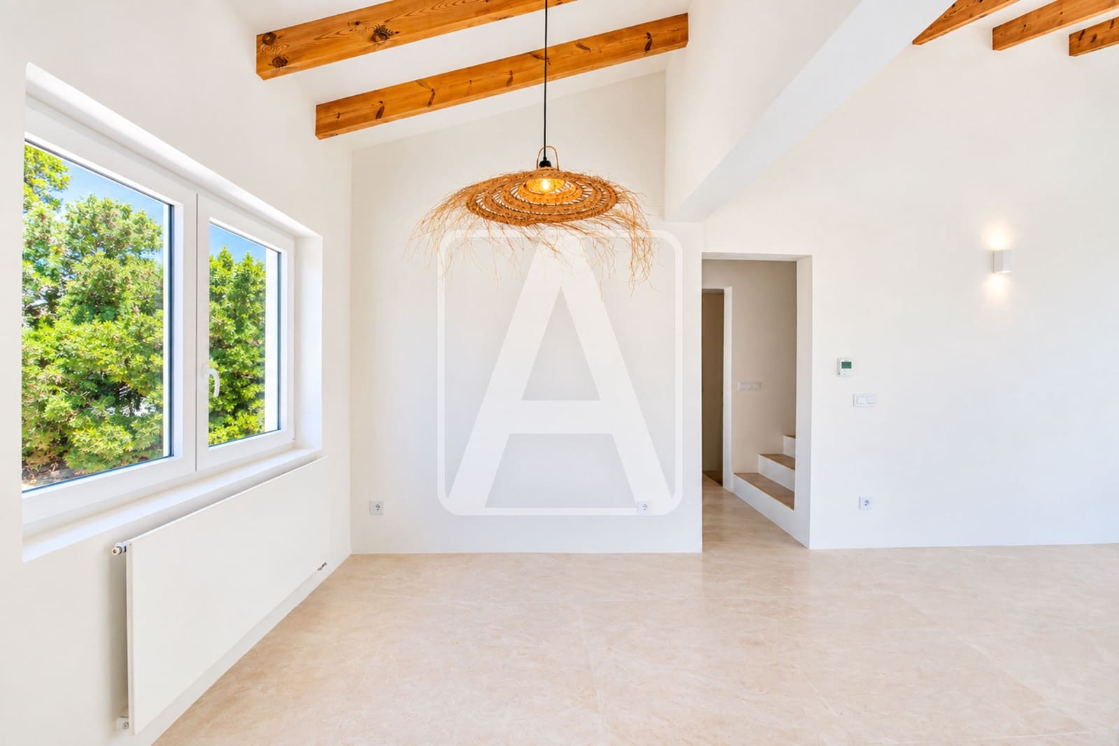 5 bedroom Villa for sale in Moraira with pool garage - € 1,389,000 (Ref: 9848886)