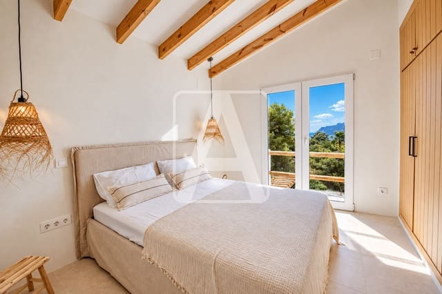 5 chambre Villa/Maison à vendre à Moraira, Teulada-Moraira avec piscine garage - 1 389 000 € (Ref: 9848886)