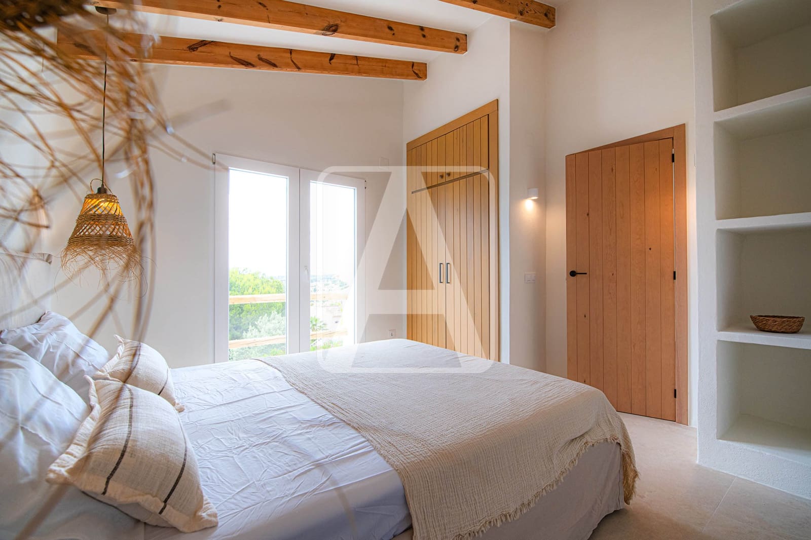 5 quarto Moradia para venda em Benissa com piscina garagem - 1 389 000 € (Ref: 9848887)
