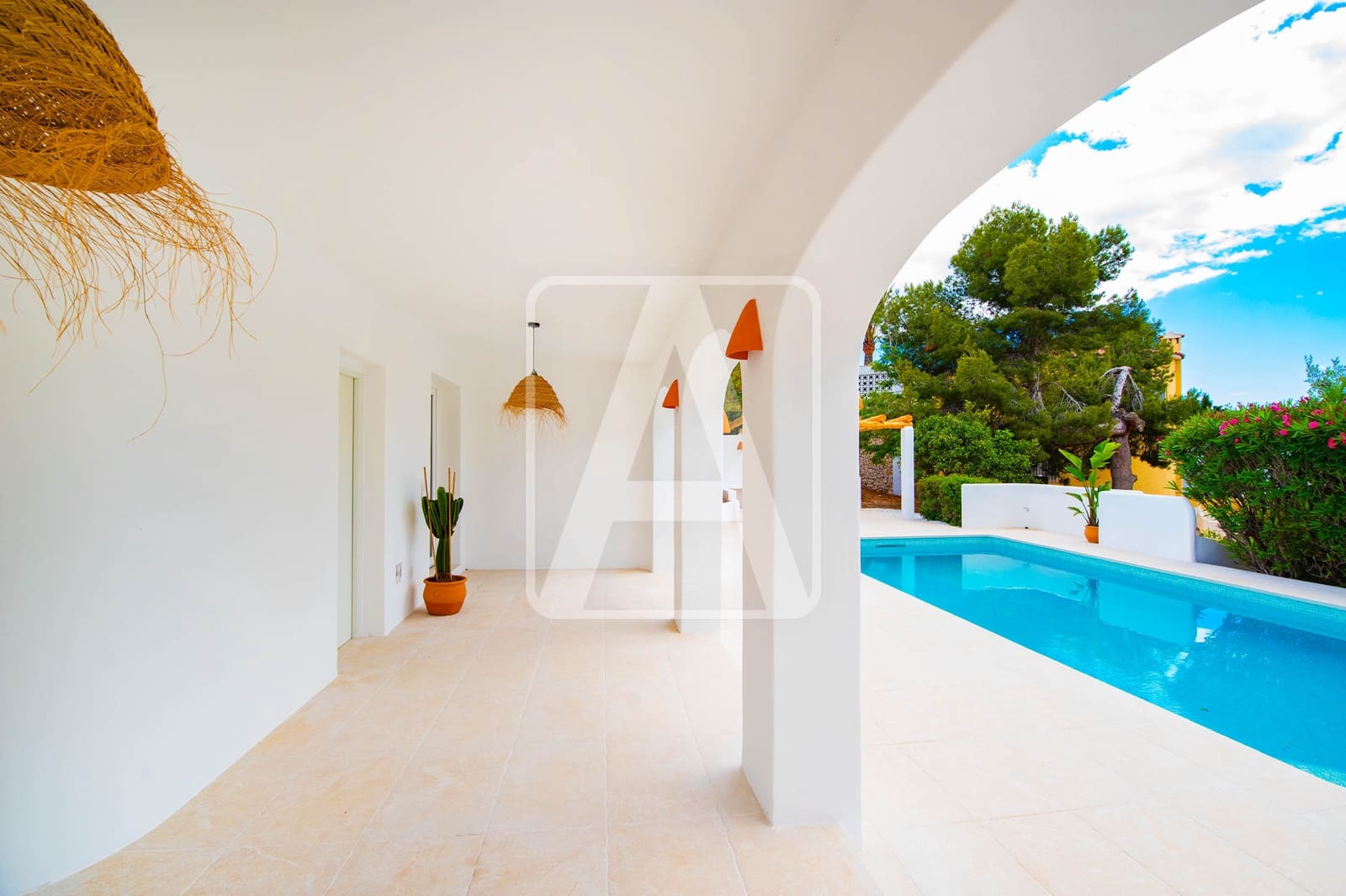 5 quarto Moradia para venda em Benissa com piscina garagem - 1 389 000 € (Ref: 9848887)