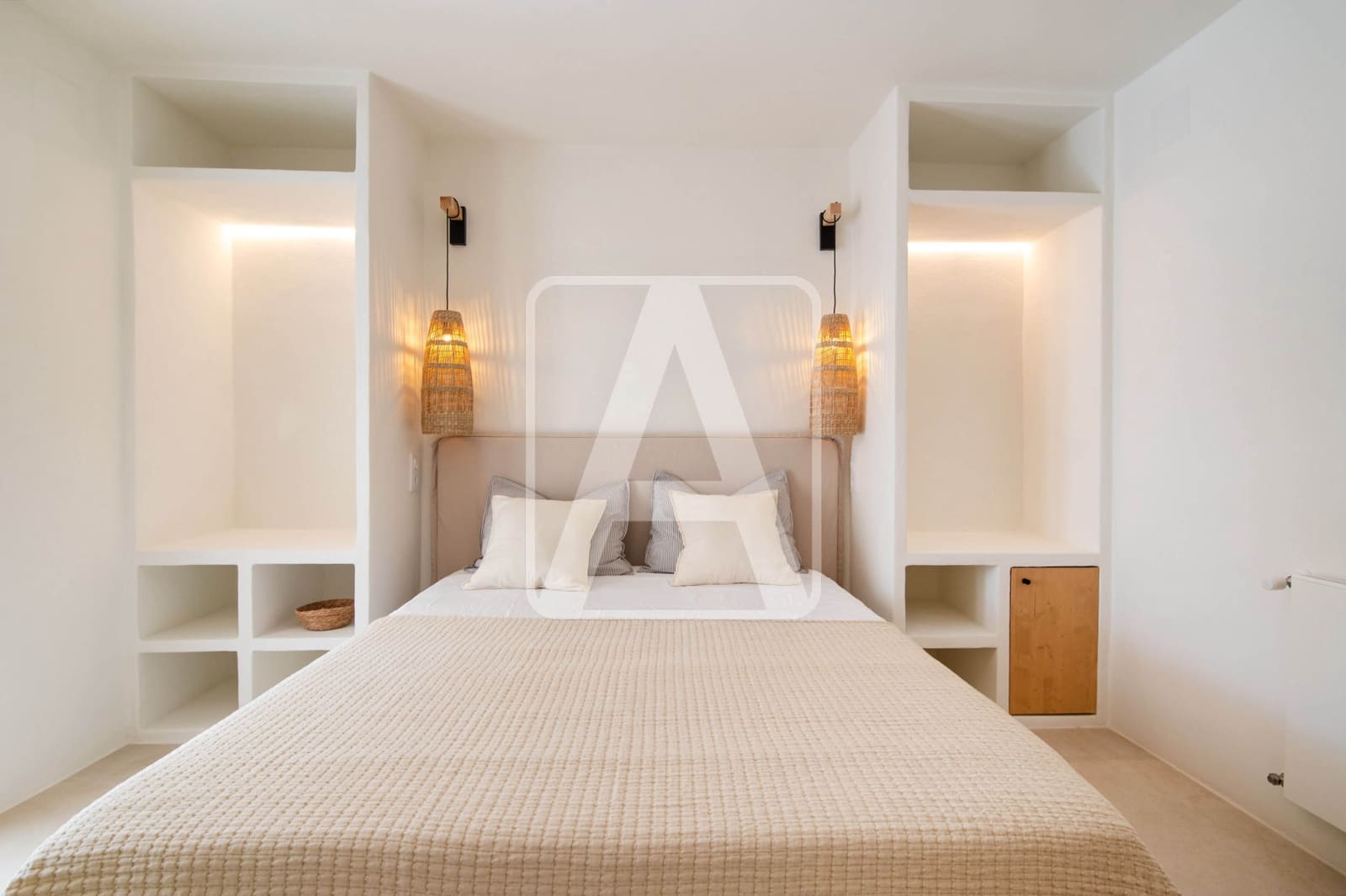 5 quarto Moradia para venda em Benissa com piscina garagem - 1 389 000 € (Ref: 9848887)