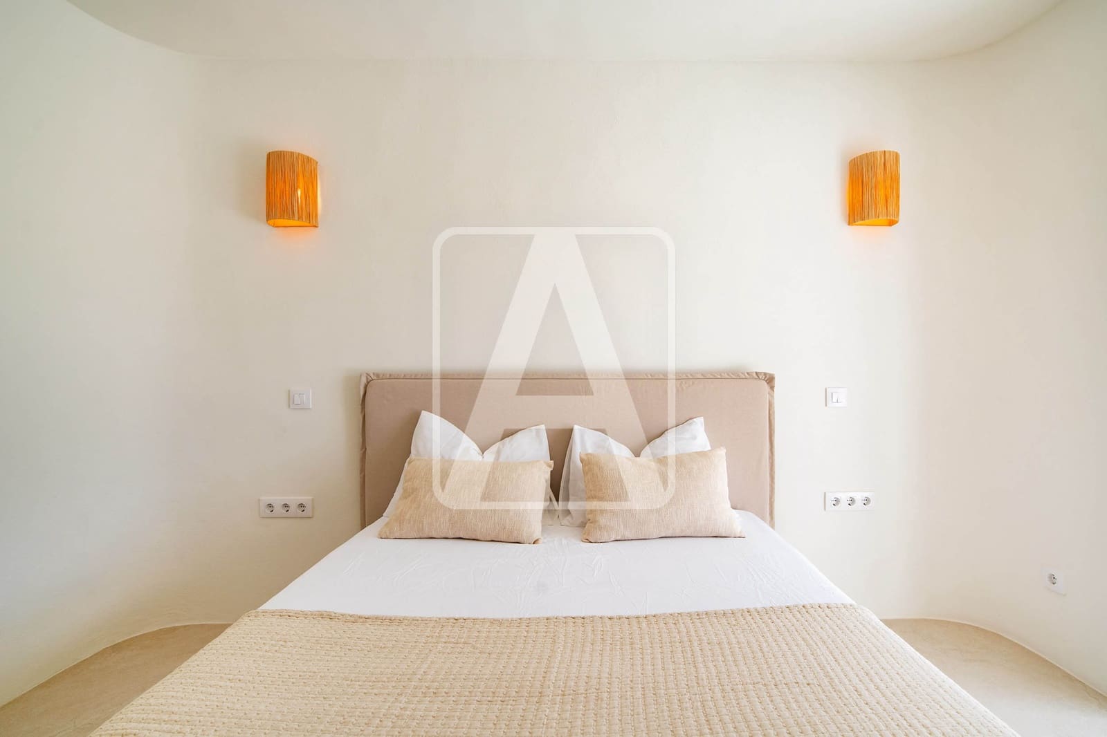 5 quarto Moradia para venda em Benissa com piscina garagem - 1 389 000 € (Ref: 9848887)