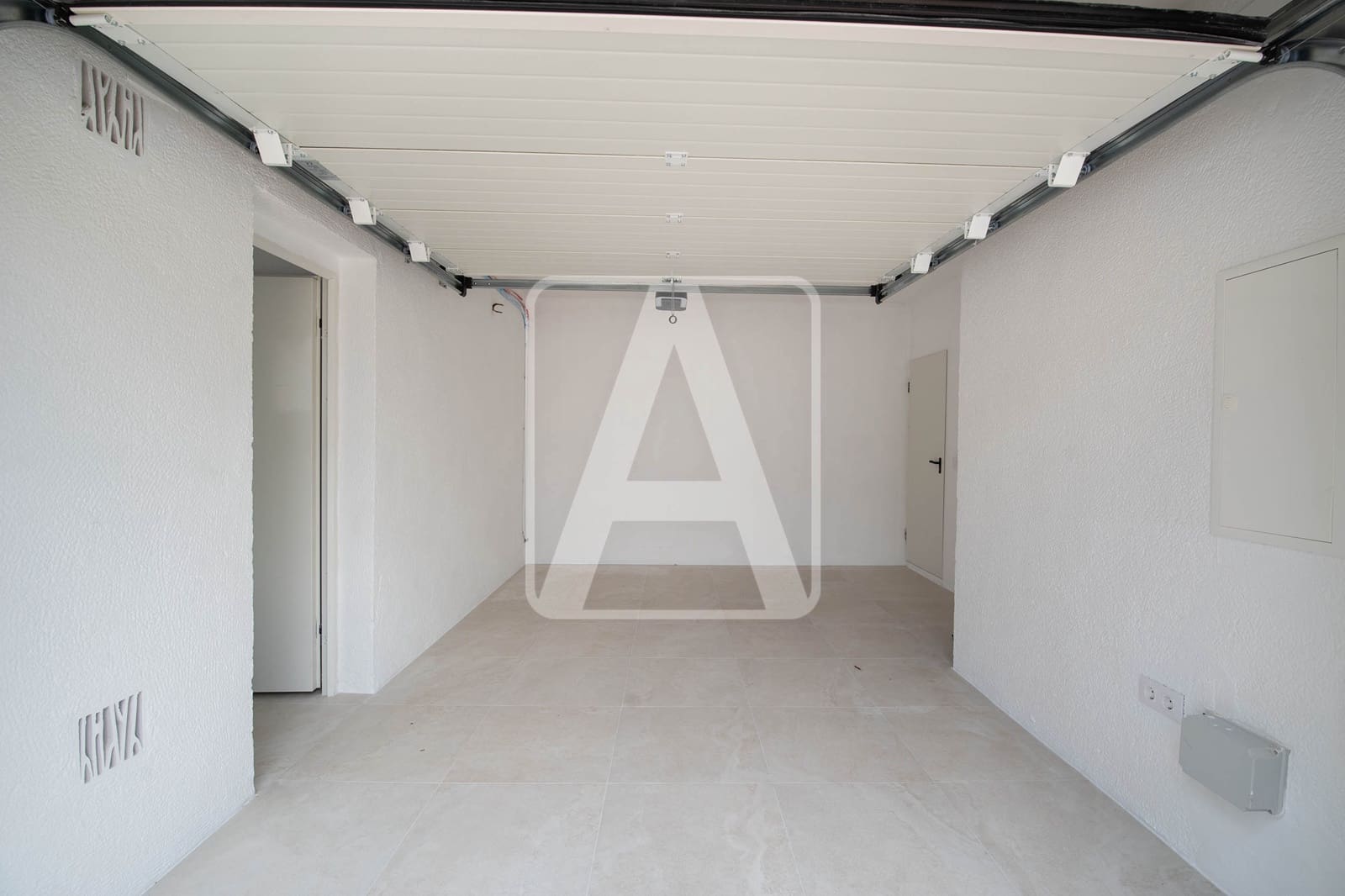 5 quarto Moradia para venda em Benissa com piscina garagem - 1 389 000 € (Ref: 9848887)