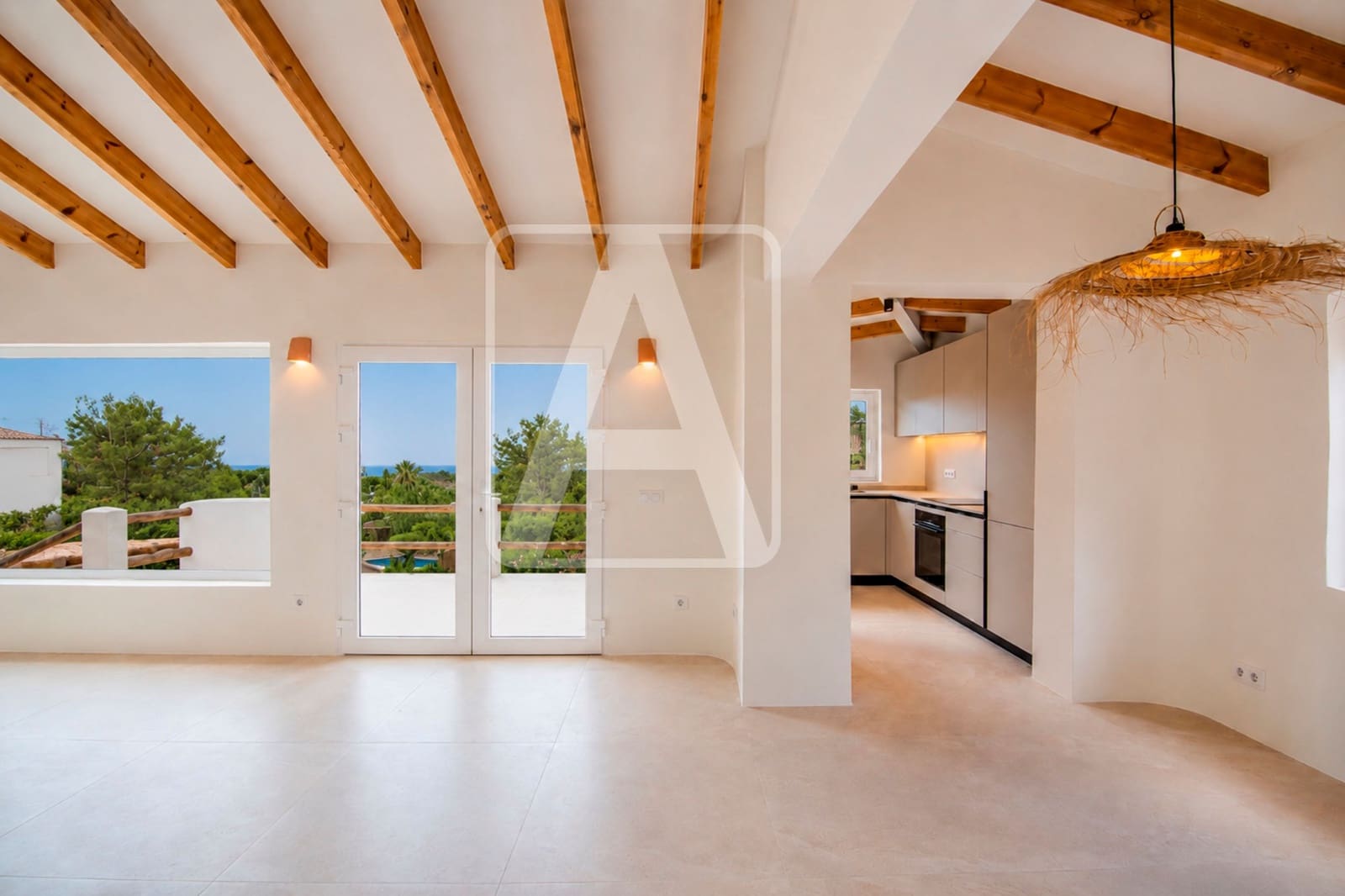 5 bedroom Villa for sale in Benissa with pool garage - € 1,389,000 (Ref: 9848887)