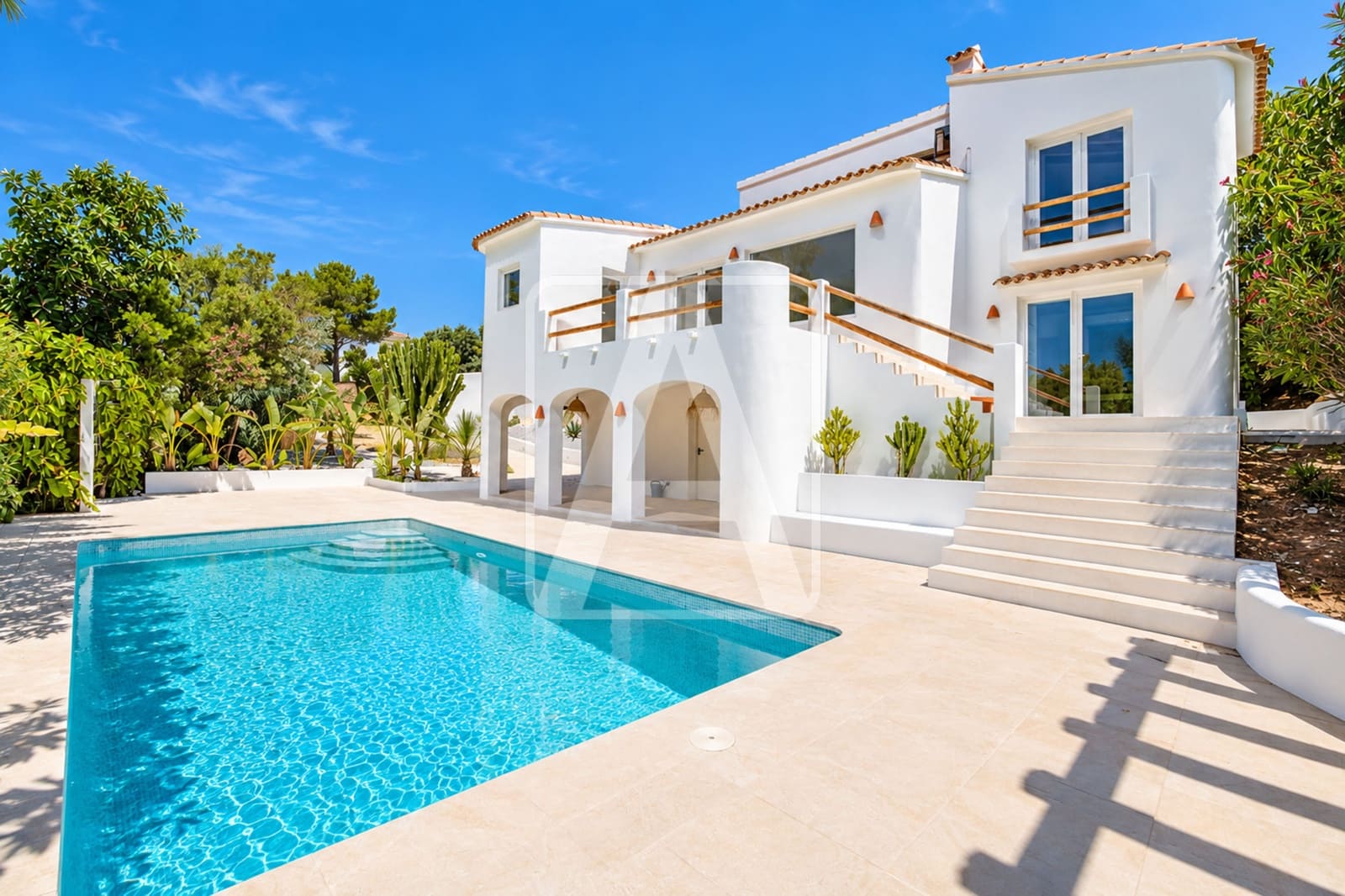 5 slaapkamer Villa te koop in Benissa met zwembad garage - € 1.389.000 (Ref: 9848887)