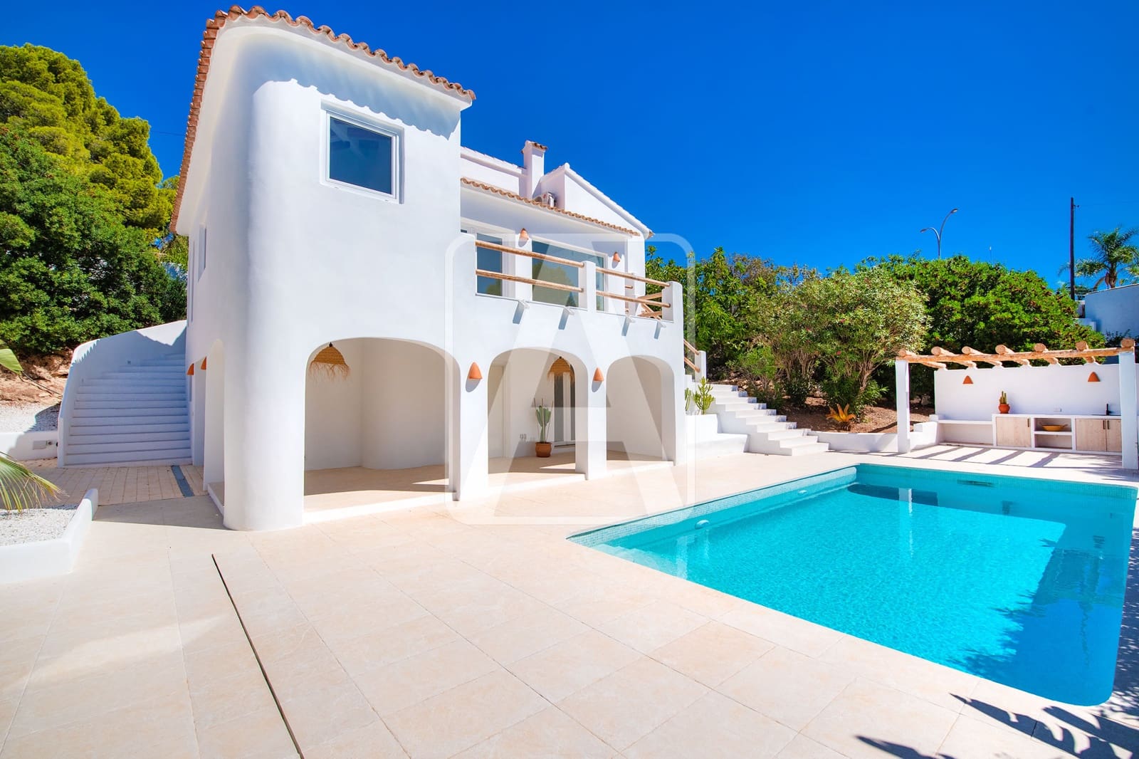5 slaapkamer Villa te koop in Benissa met zwembad garage - € 1.389.000 (Ref: 9848887)
