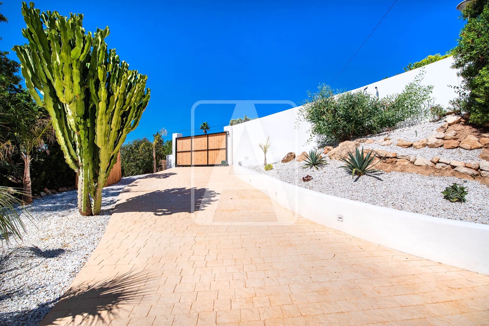 5 slaapkamer Villa te koop in Benissa met zwembad garage - € 1.389.000 (Ref: 9848887)
