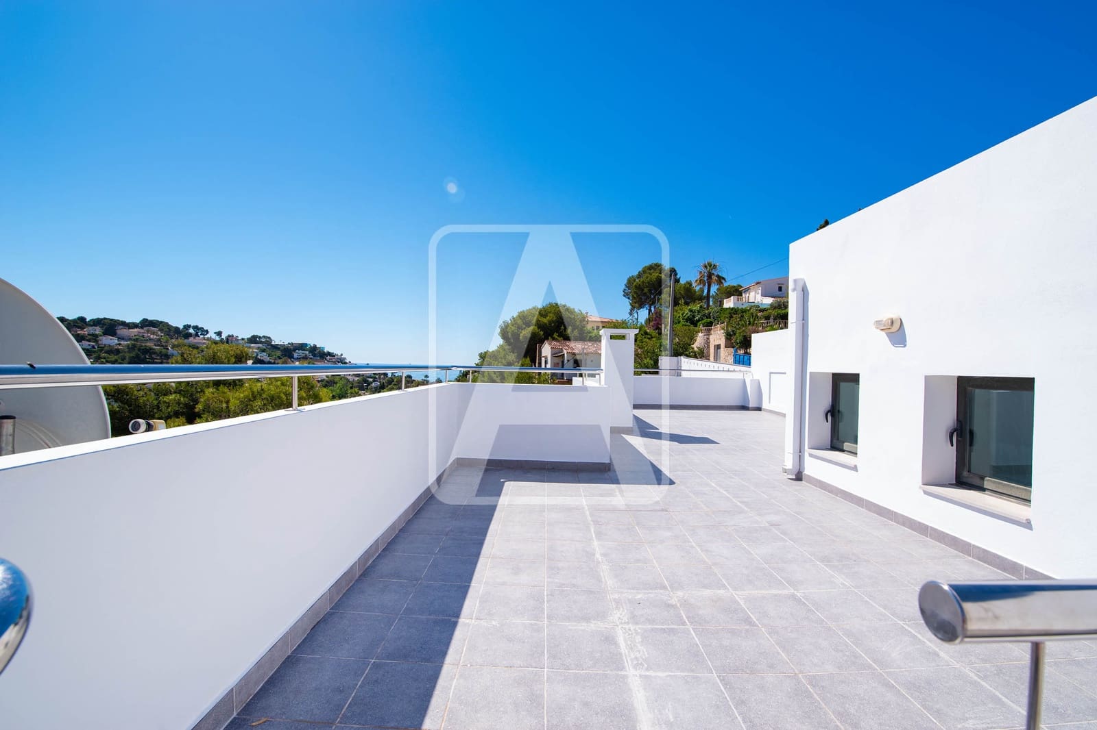 3 soverom Villa til salgs i Benissa med svømmebasseng garasje - € 790 000 (Ref: 9854650)