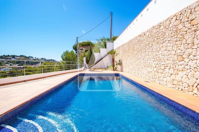 3 soverom Villa til salgs i Benissa med svømmebasseng garasje - € 790 000 (Ref: 9854650)