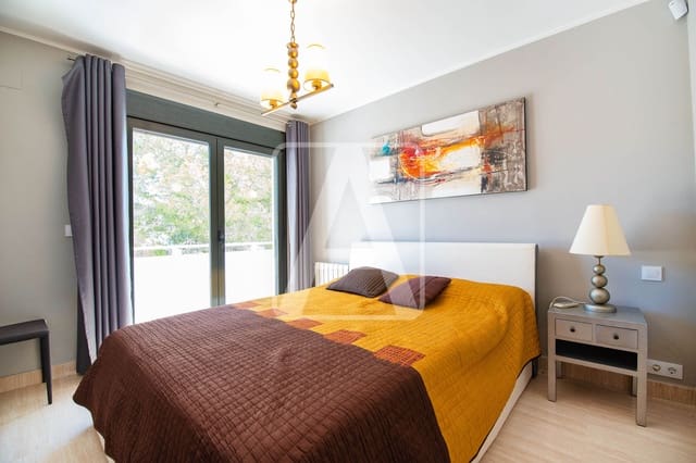 3 soverom Villa til salgs i Benissa med svømmebasseng garasje - € 790 000 (Ref: 9854650)