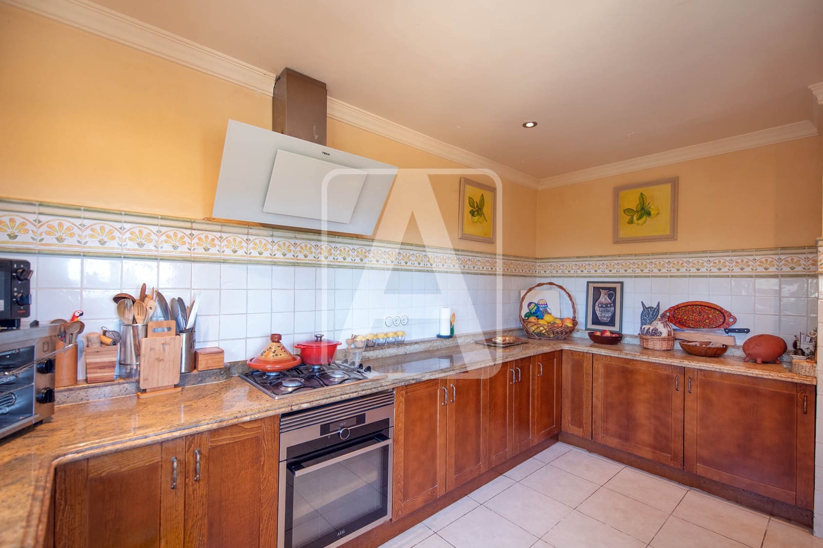 5 soverom Villa til salgs i Benissa med svømmebasseng garasje - € 1 650 000 (Ref: 9872767)
