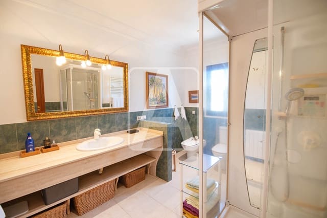 5 soverom Villa til salgs i Benissa med svømmebasseng garasje - € 1 650 000 (Ref: 9872767)