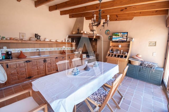 5 soverom Villa til salgs i Benissa med svømmebasseng garasje - € 1 650 000 (Ref: 9872767)
