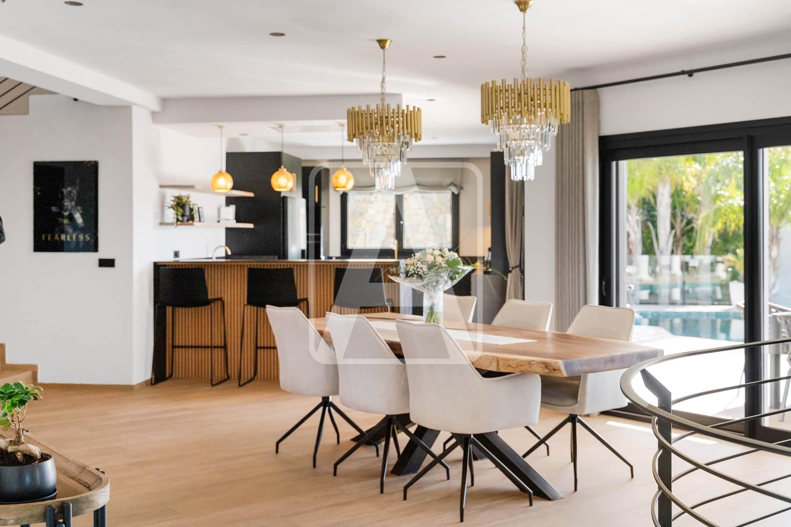 4 bedroom Villa for sale in Moraira with pool garage - € 1,995,000 (Ref: 9872770)