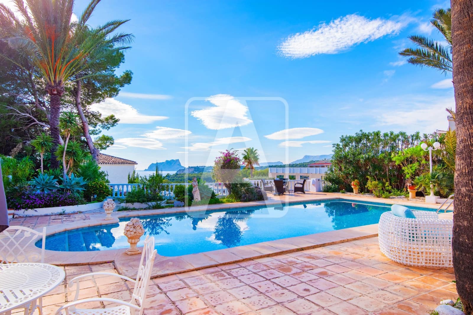 7 sovrum Villa till salu i Moraira med pool garage - 2 395 000 € (Ref: 9872771)