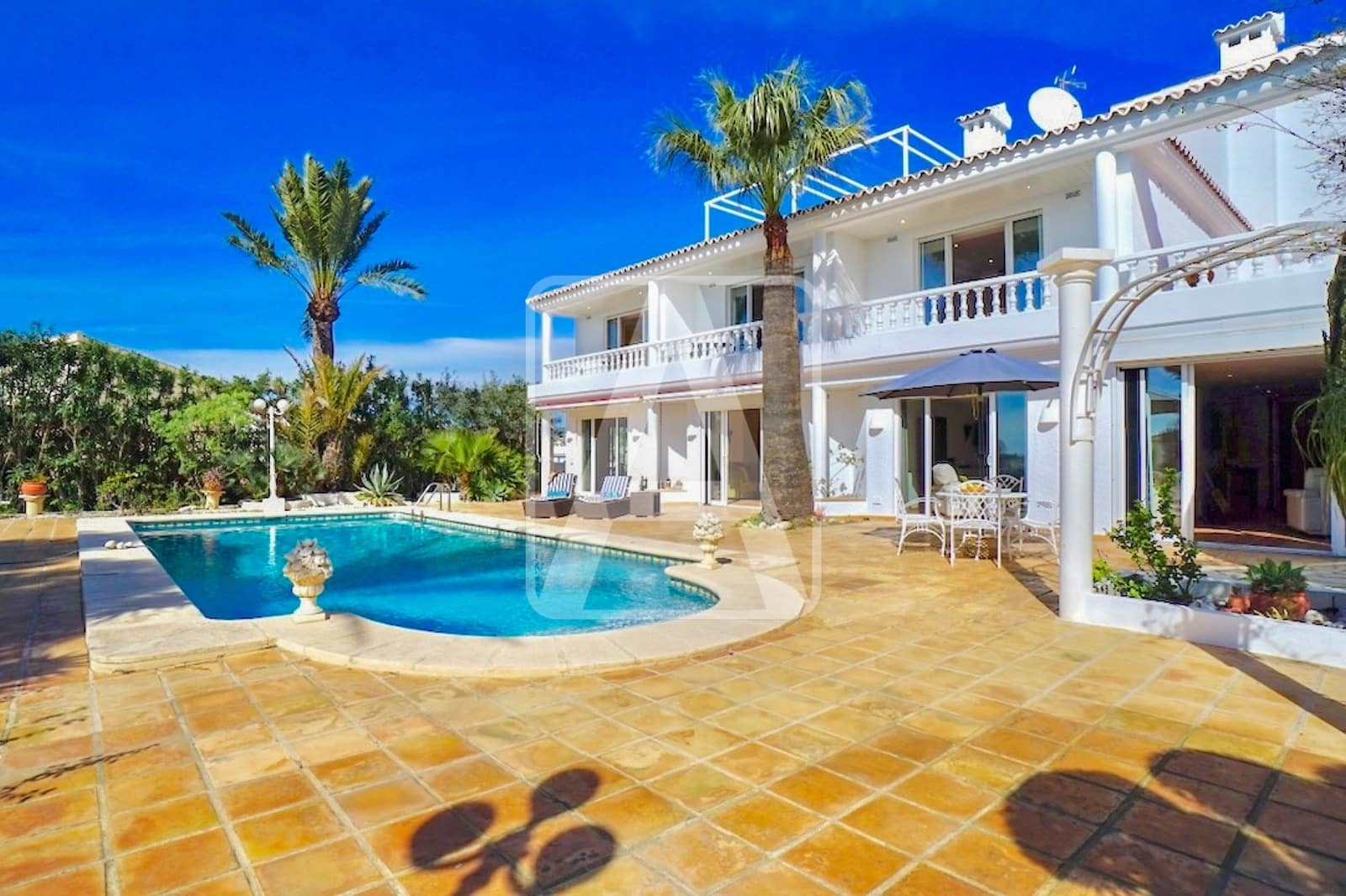 7 sovrum Villa till salu i Moraira med pool garage - 2 395 000 € (Ref: 9872771)