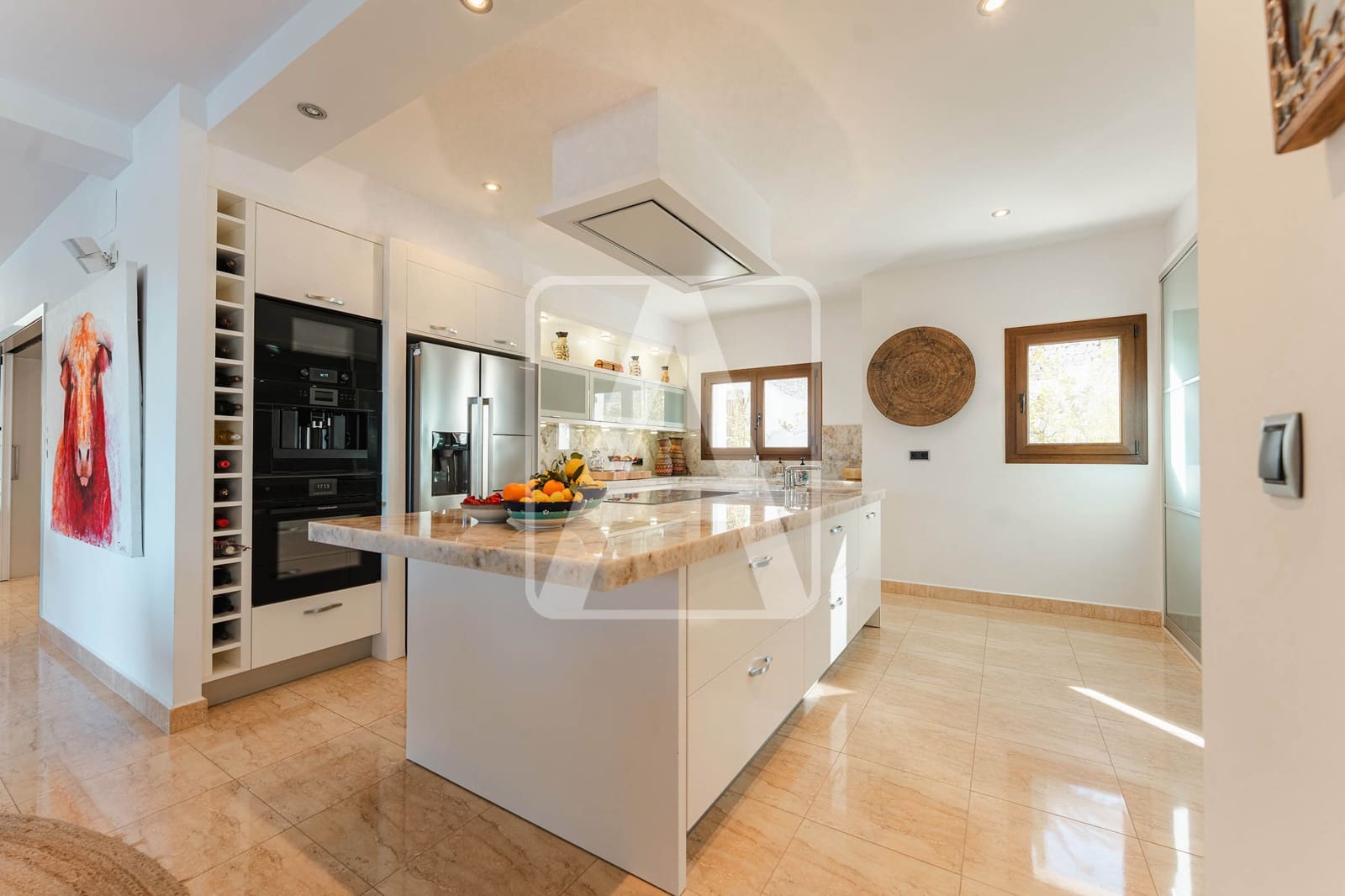 6 bedroom Villa for sale in Moraira with pool garage - € 1,995,000 (Ref: 9872772)