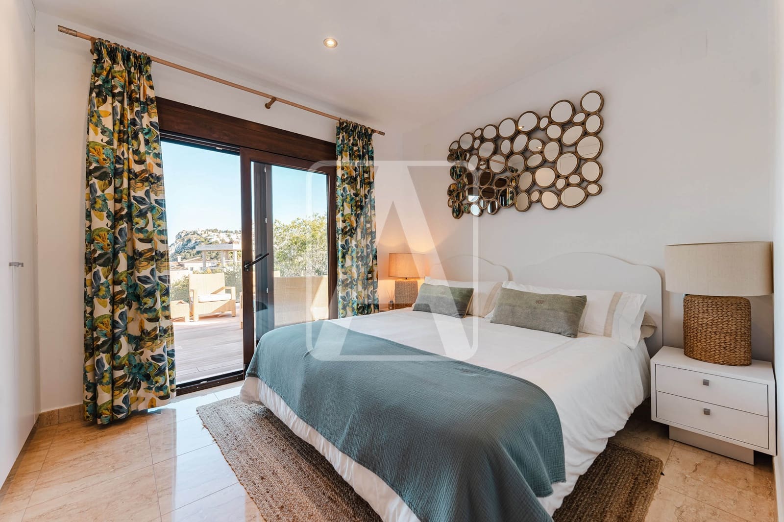 6 bedroom Villa for sale in Moraira with pool garage - € 1,995,000 (Ref: 9872772)