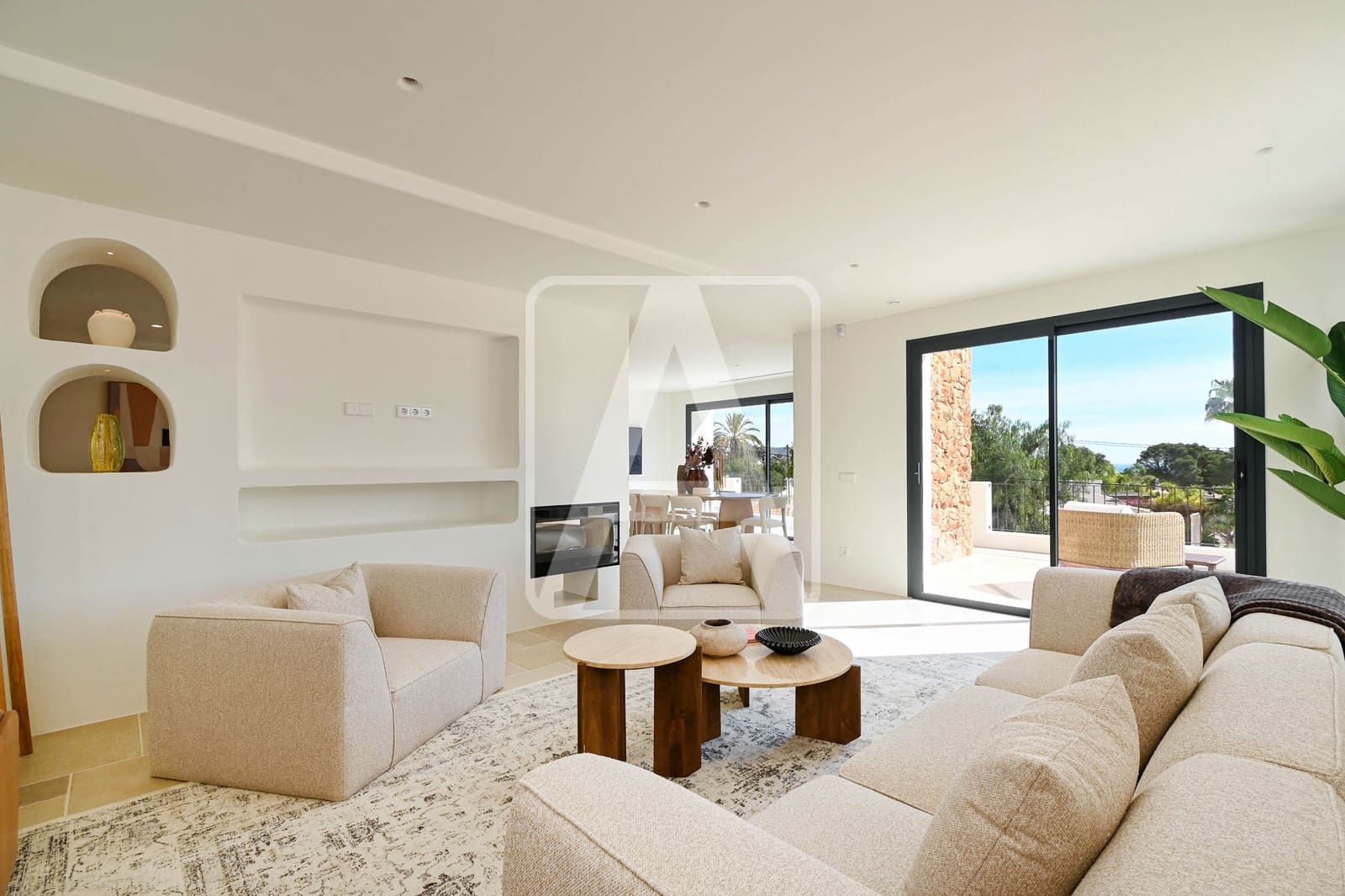 4 bedroom Villa for sale in Moraira with pool garage - € 2,275,000 (Ref: 9872773)