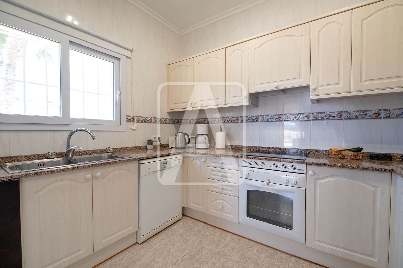 3 sovrum Villa till salu i Calpe / Calp med garage - 620 000 € (Ref: 9877170)