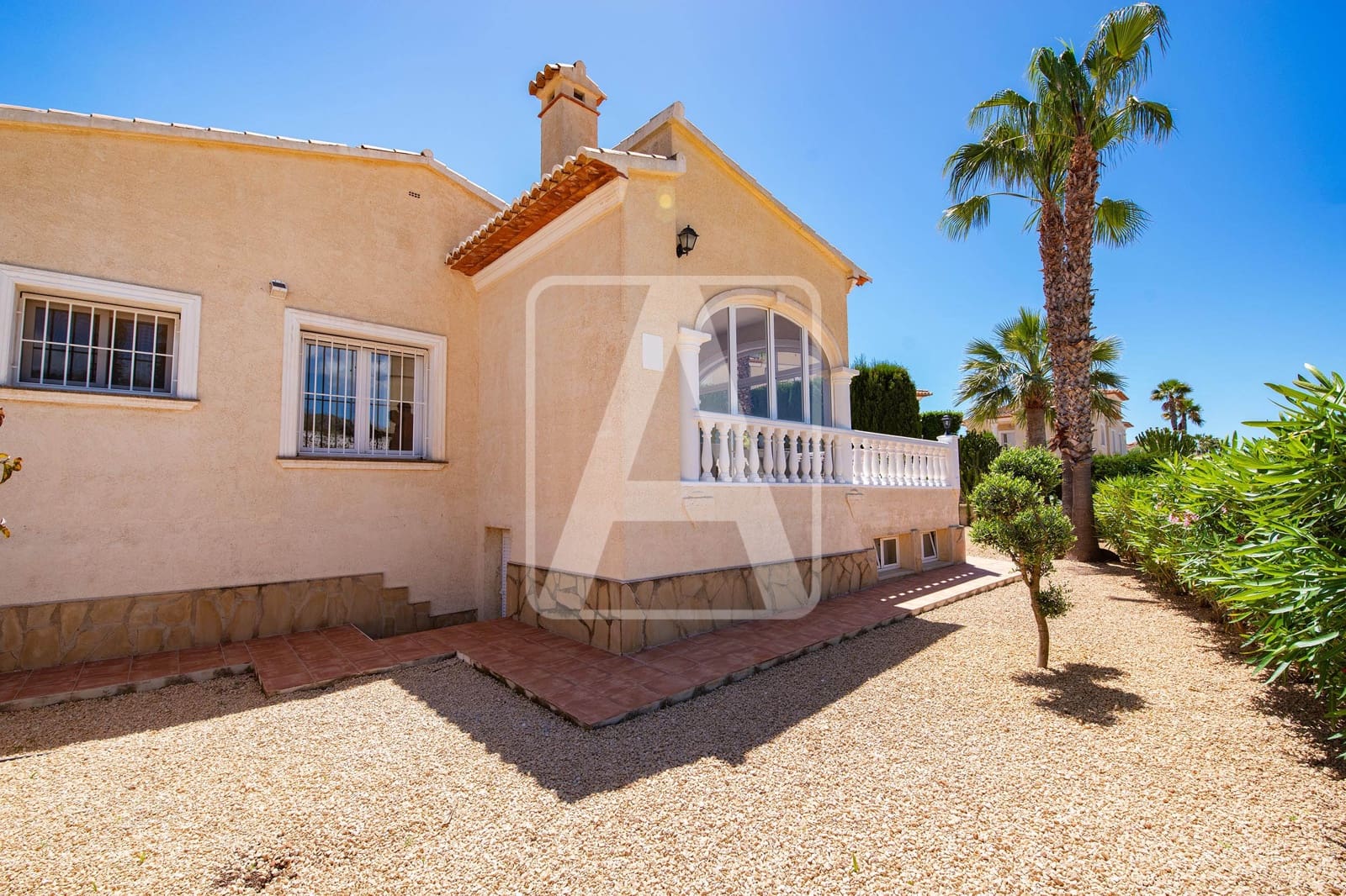 3 sovrum Villa till salu i Calpe / Calp med garage - 620 000 € (Ref: 9877170)