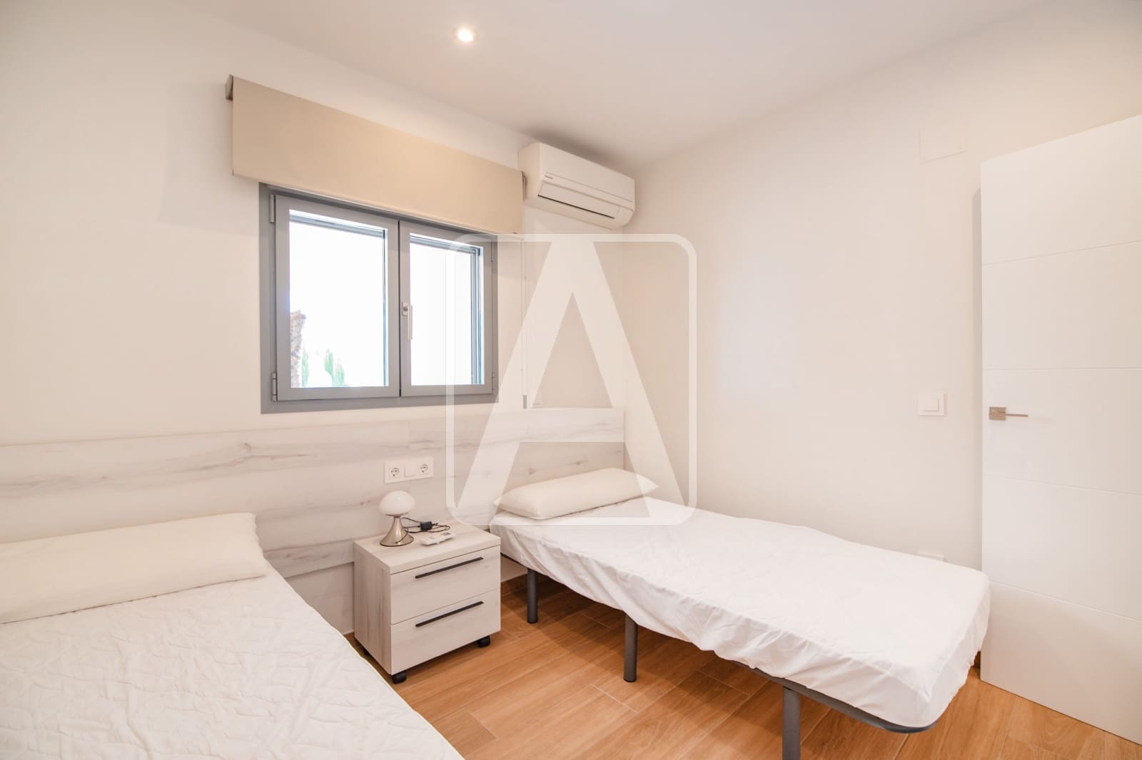 2 sypialnia Willa na sprzedaż w Benissa z basenem garażem - 680 000 € (Ref: 9891001)
