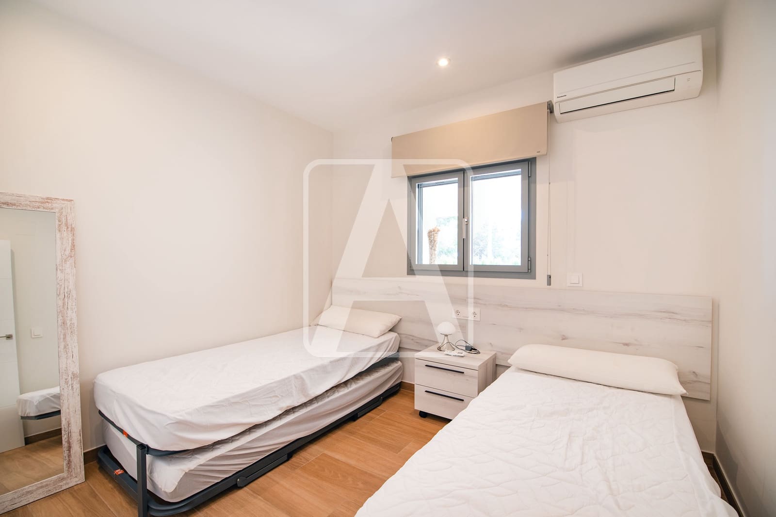 2 sypialnia Willa na sprzedaż w Benissa z basenem garażem - 680 000 € (Ref: 9891001)