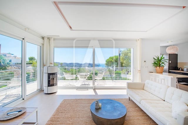 3 makuuhuone Huvila myytävänä paikassa Moraira, Teulada-Moraira mukana uima-altaan 
autotalli - 925 000 € (Ref: 9906594)