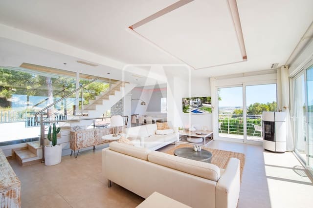 3 makuuhuone Huvila myytävänä paikassa Moraira, Teulada-Moraira mukana uima-altaan 
autotalli - 925 000 € (Ref: 9906594)