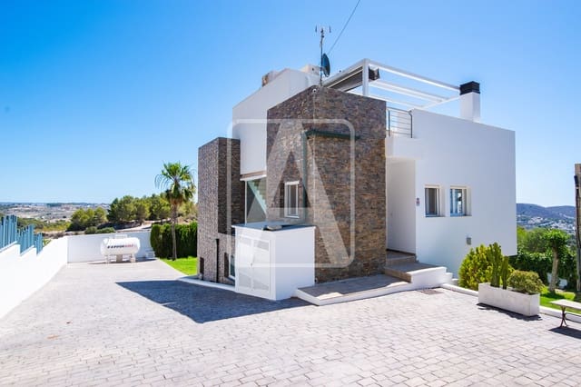 3 makuuhuone Huvila myytävänä paikassa Moraira, Teulada-Moraira mukana uima-altaan 
autotalli - 925 000 € (Ref: 9906594)