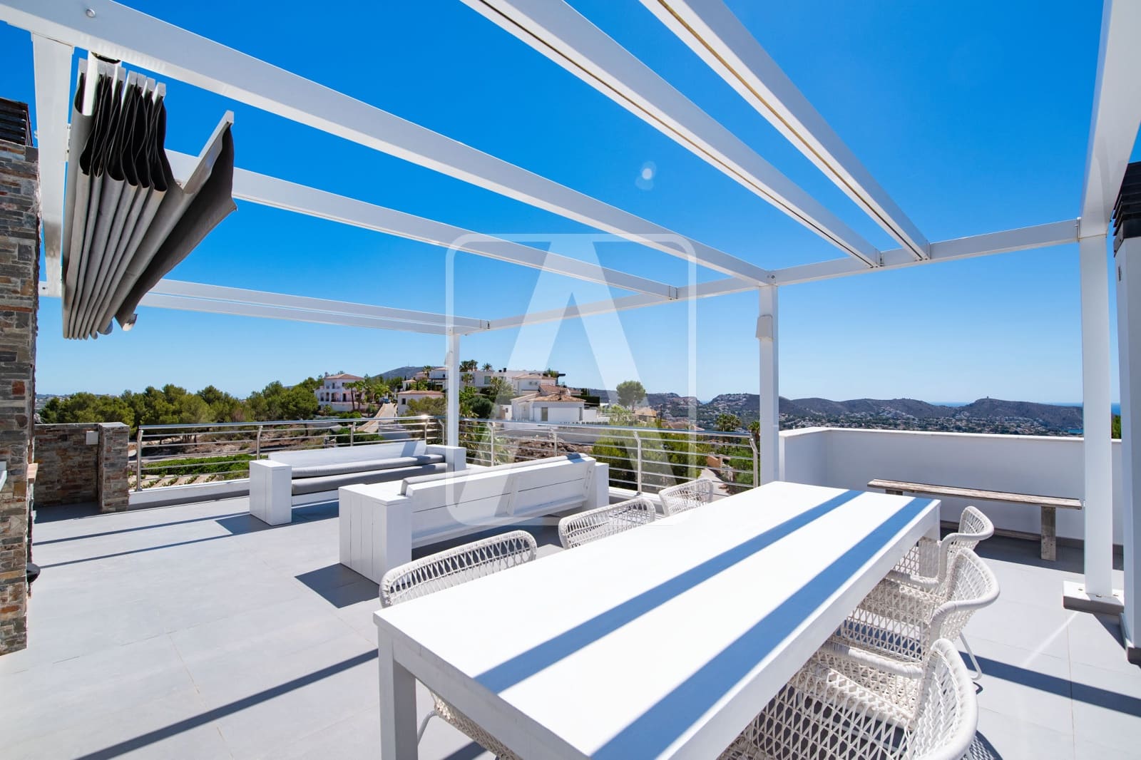3 makuuhuone Huvila myytävänä paikassa Moraira mukana uima-altaan 
autotalli - 925 000 € (Ref: 9906594)