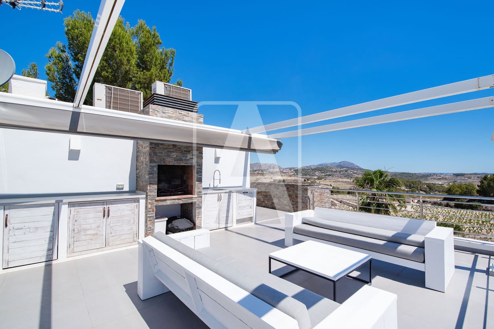 3 makuuhuone Huvila myytävänä paikassa Moraira mukana uima-altaan 
autotalli - 925 000 € (Ref: 9906594)