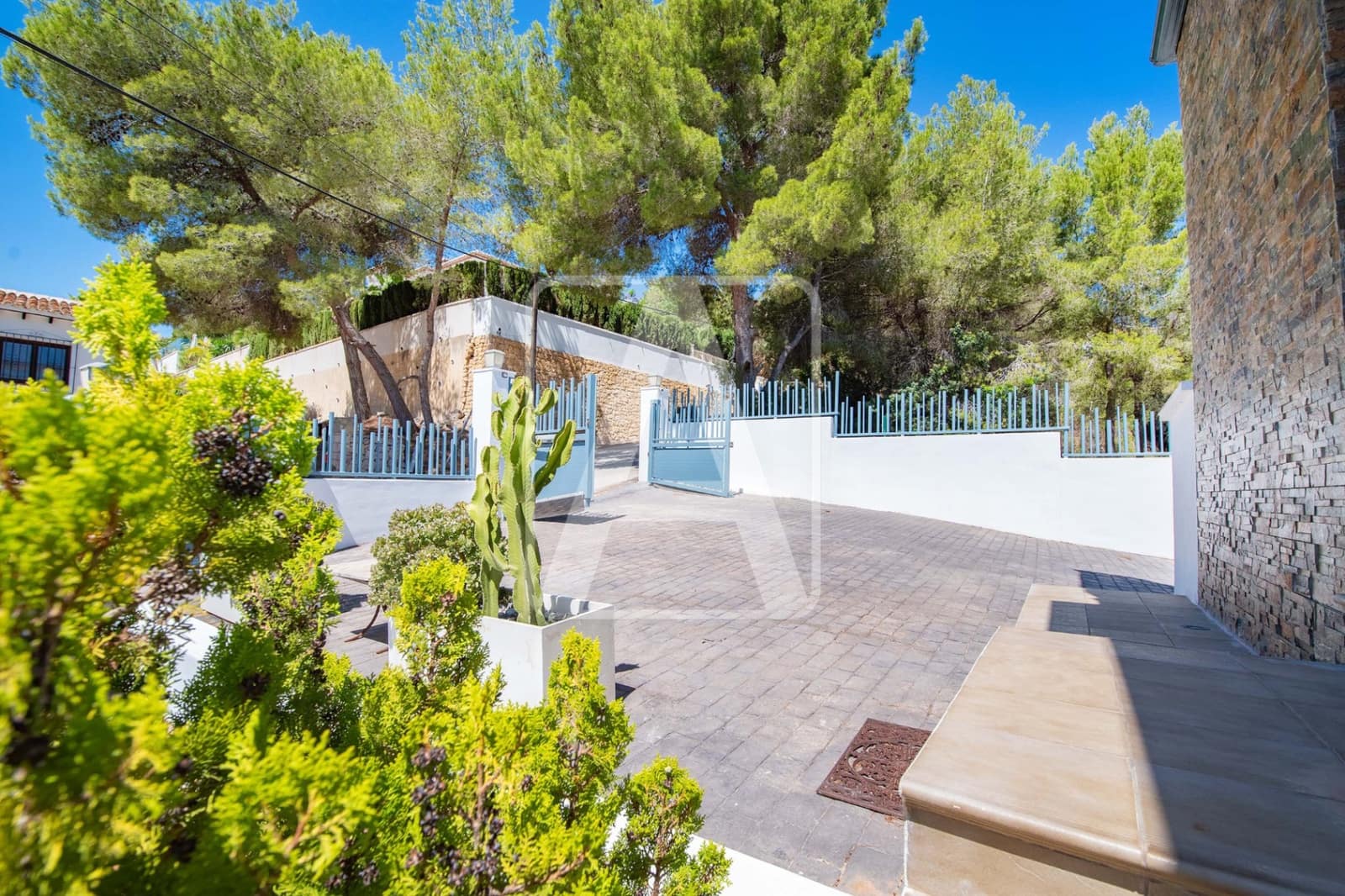3 makuuhuone Huvila myytävänä paikassa Moraira mukana uima-altaan 
autotalli - 925 000 € (Ref: 9906594)