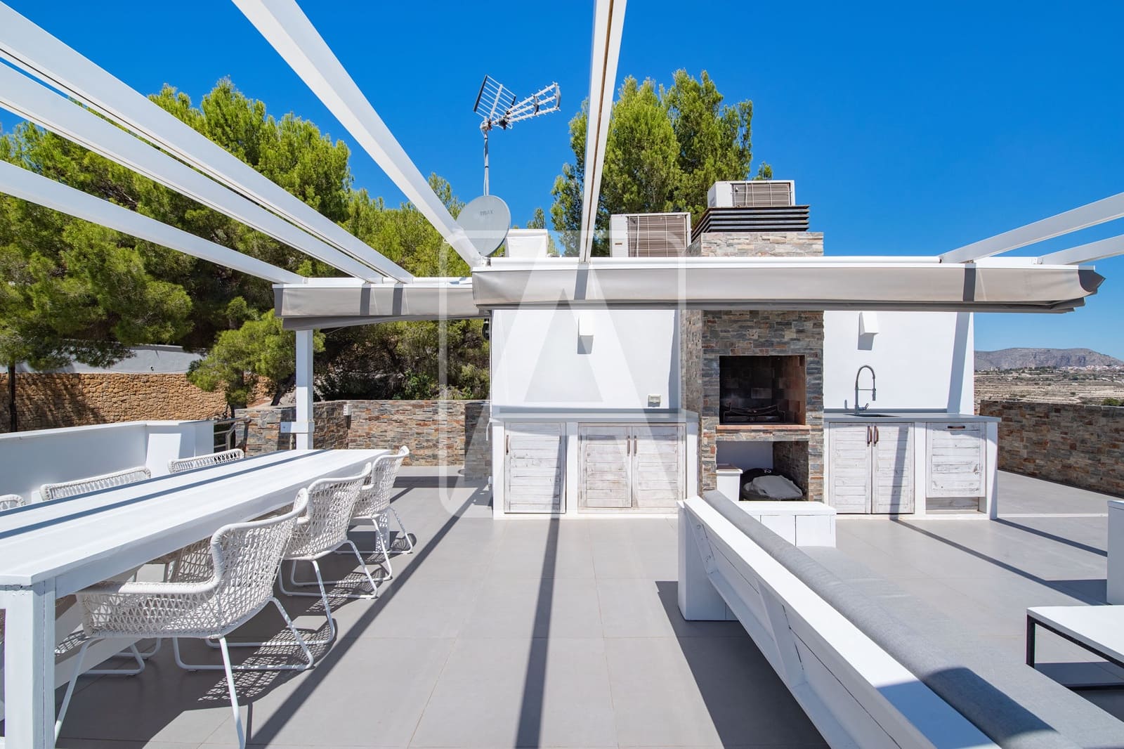 3 makuuhuone Huvila myytävänä paikassa Moraira mukana uima-altaan 
autotalli - 925 000 € (Ref: 9906594)