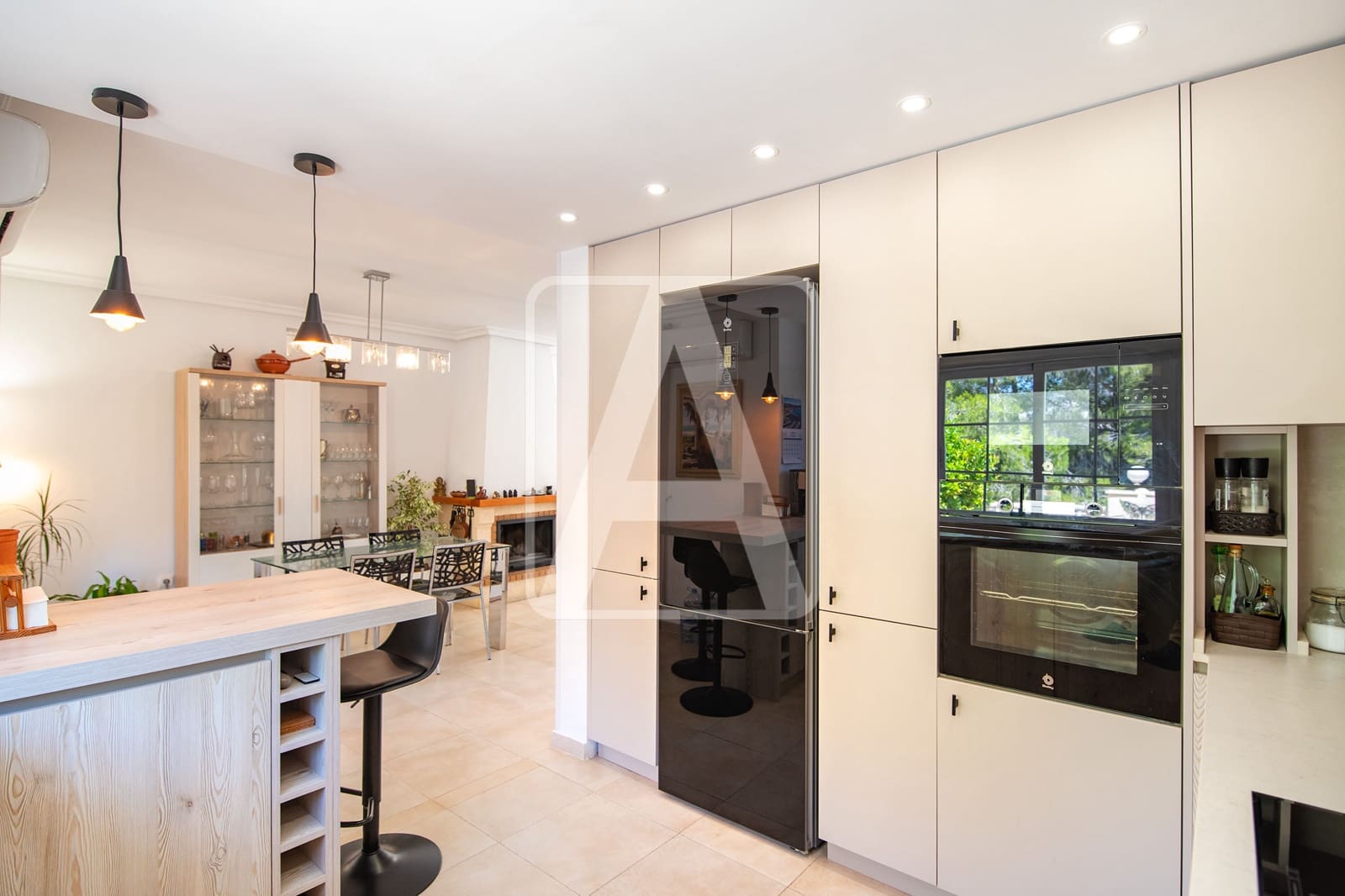3 soveværelse Rækkehus til salg i Calpe / Calp med swimmingpool garage - € 525.000 (Ref: 9912270)