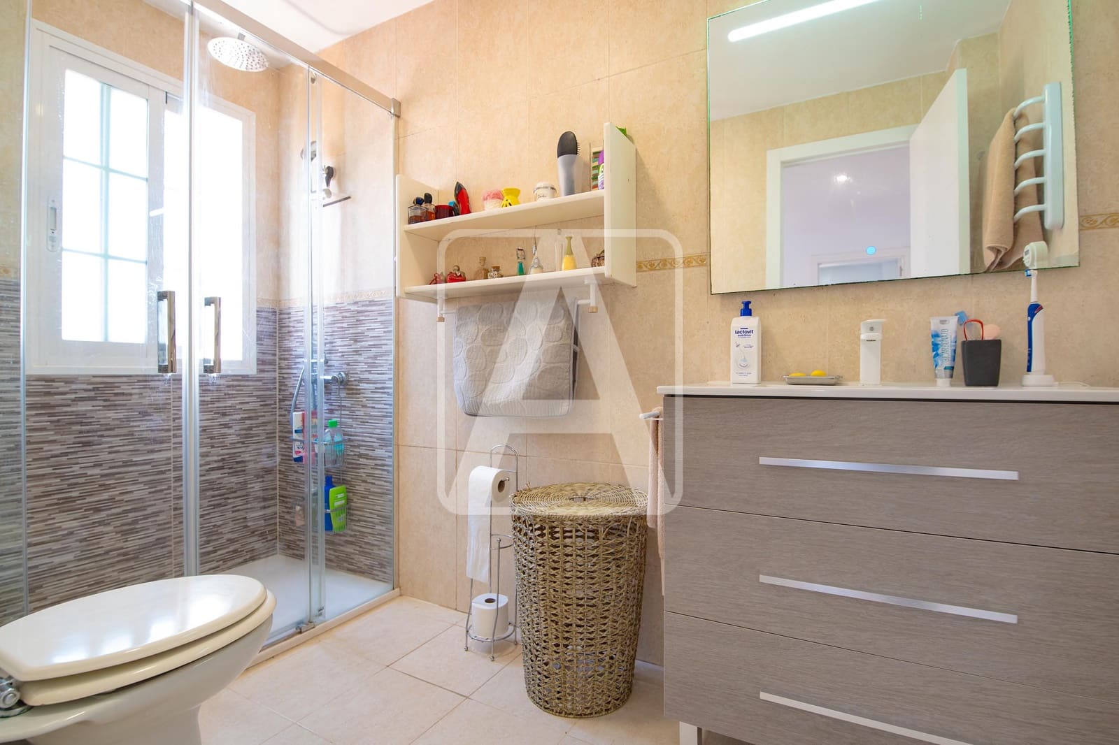 3 soveværelse Rækkehus til salg i Calpe / Calp med swimmingpool garage - € 525.000 (Ref: 9912270)